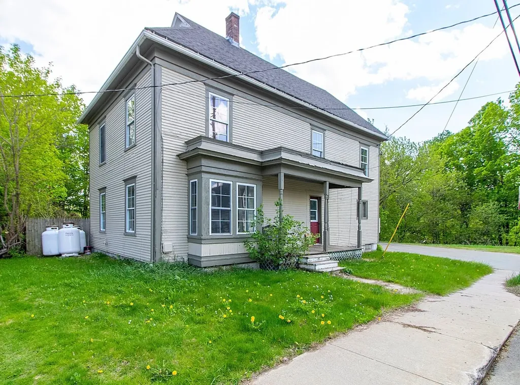 95 Autumn Street Newport City VT 05855