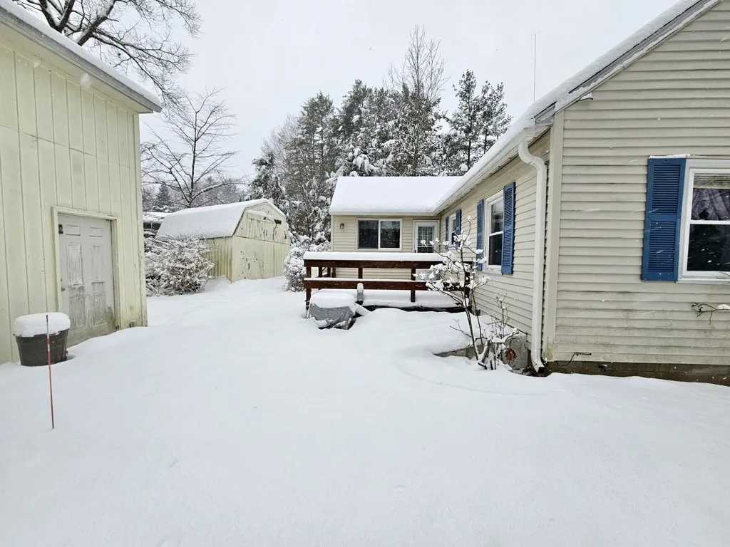 30 Old Stage Road Dover NH 03820