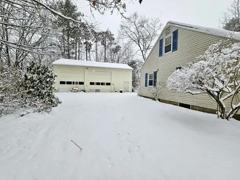 30 Old Stage Road Dover NH 03820