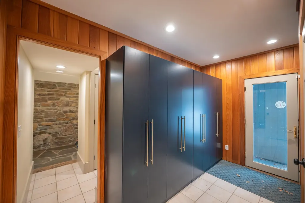 6 Trail View Lane Dover VT 05356