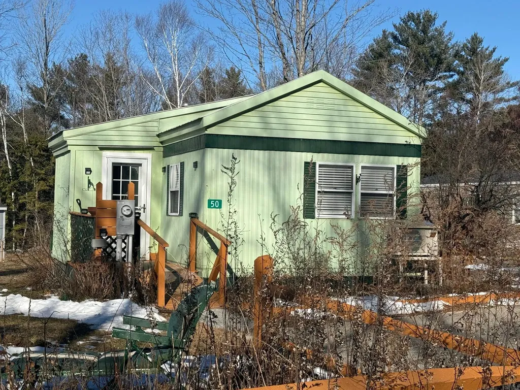50 Willow Avenue Tuftonboro NH 03816