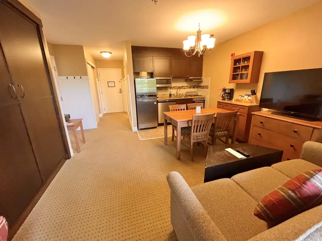 106/108 Q3, 89 Grand Summit Way Dover VT 05356