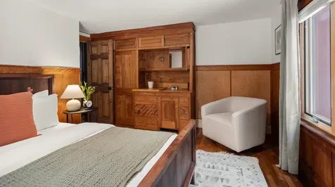 56 Turner Mill Lane Stowe VT 05672