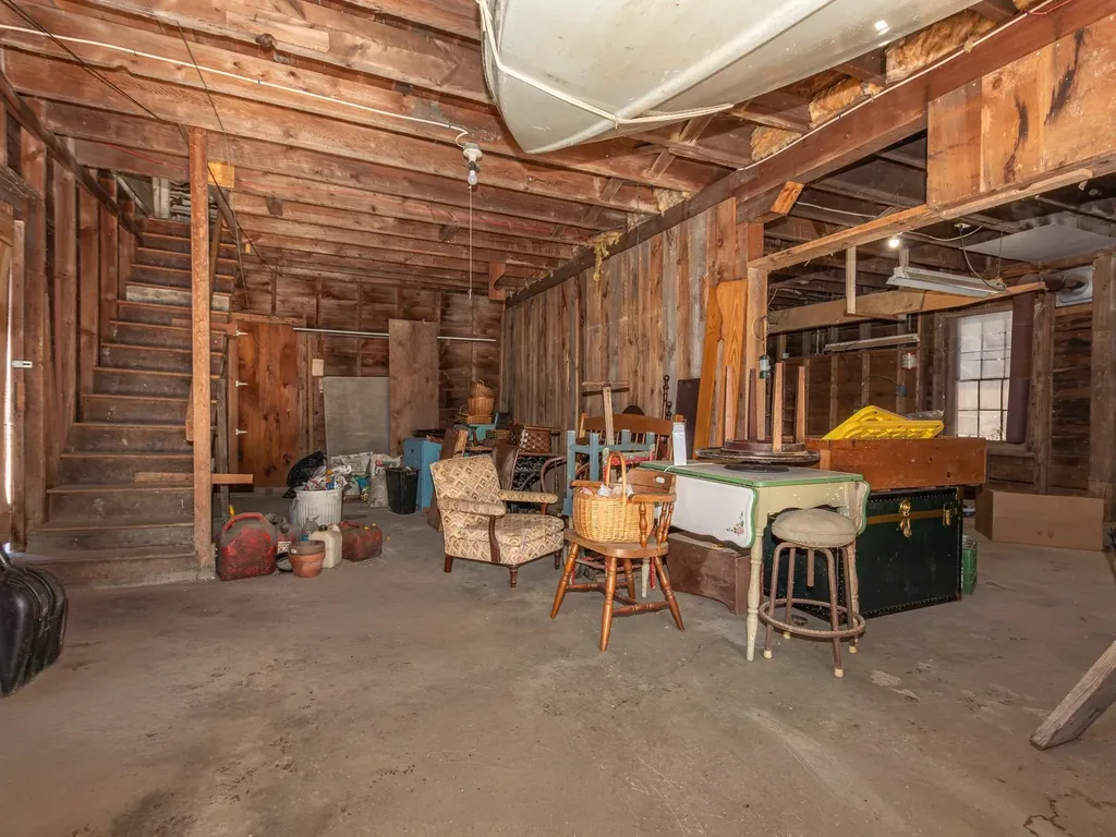 24 Hunt Road Westmoreland NH 03467