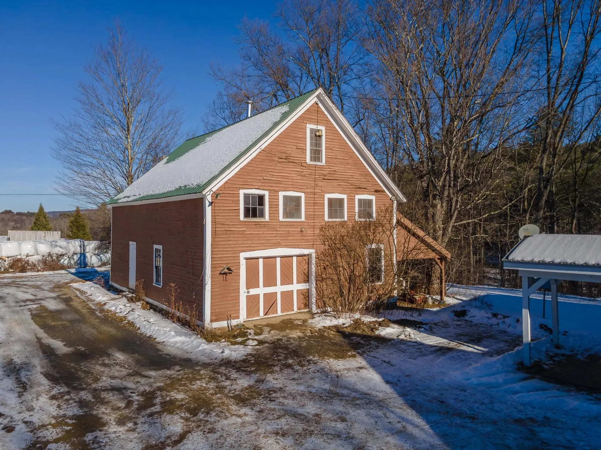 24 Hunt Road Westmoreland NH 03467