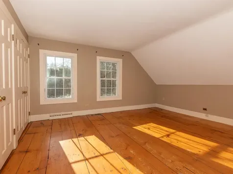 24 Hunt Road Westmoreland NH 03467