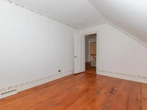 24 Hunt Road Westmoreland NH 03467