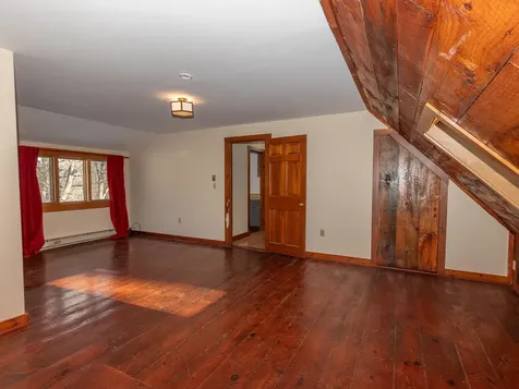 24 Hunt Road Westmoreland NH 03467