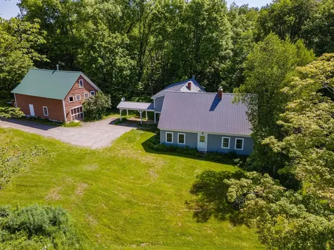 24 Hunt Road Westmoreland NH 03467