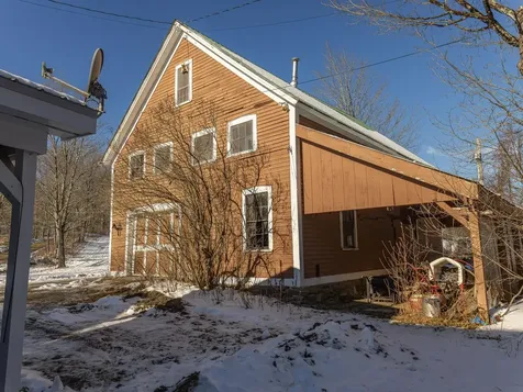 24 Hunt Road Westmoreland NH 03467