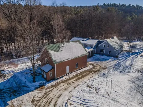 24 Hunt Road Westmoreland NH 03467
