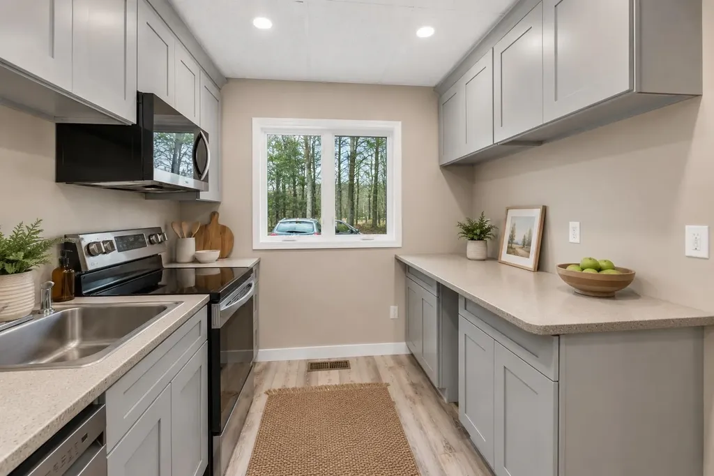 76 Tonset Slope Sunapee NH 03782