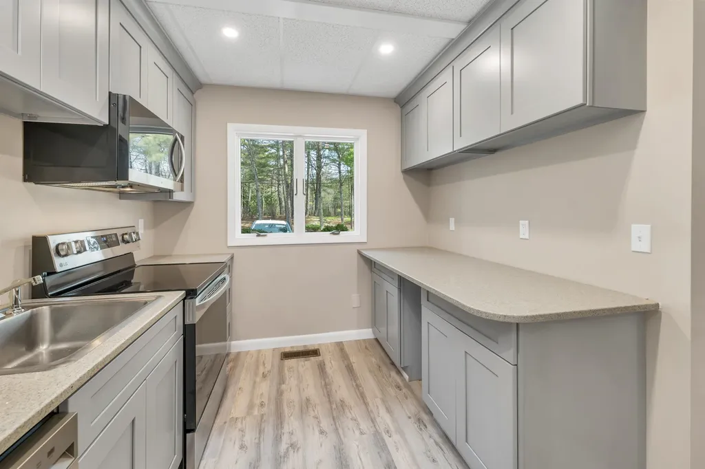 76 Tonset Slope Sunapee NH 03782