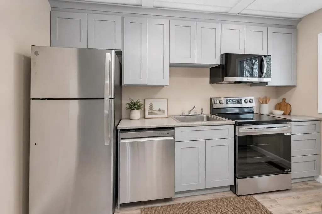 76 Tonset Slope Sunapee NH 03782