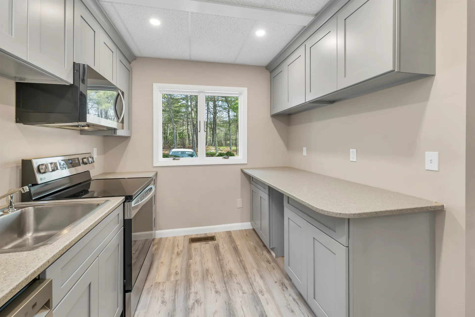 76 Tonset Slope Sunapee NH 03782