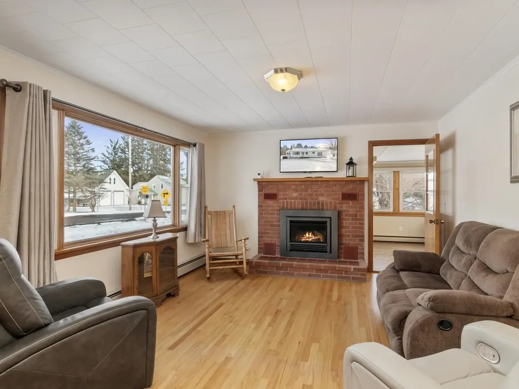 318 Main Street Duxbury VT 05676