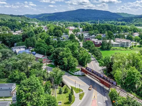 318 Main Street Duxbury VT 05676