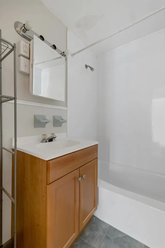 30 Beech Street Bristol NH 03222