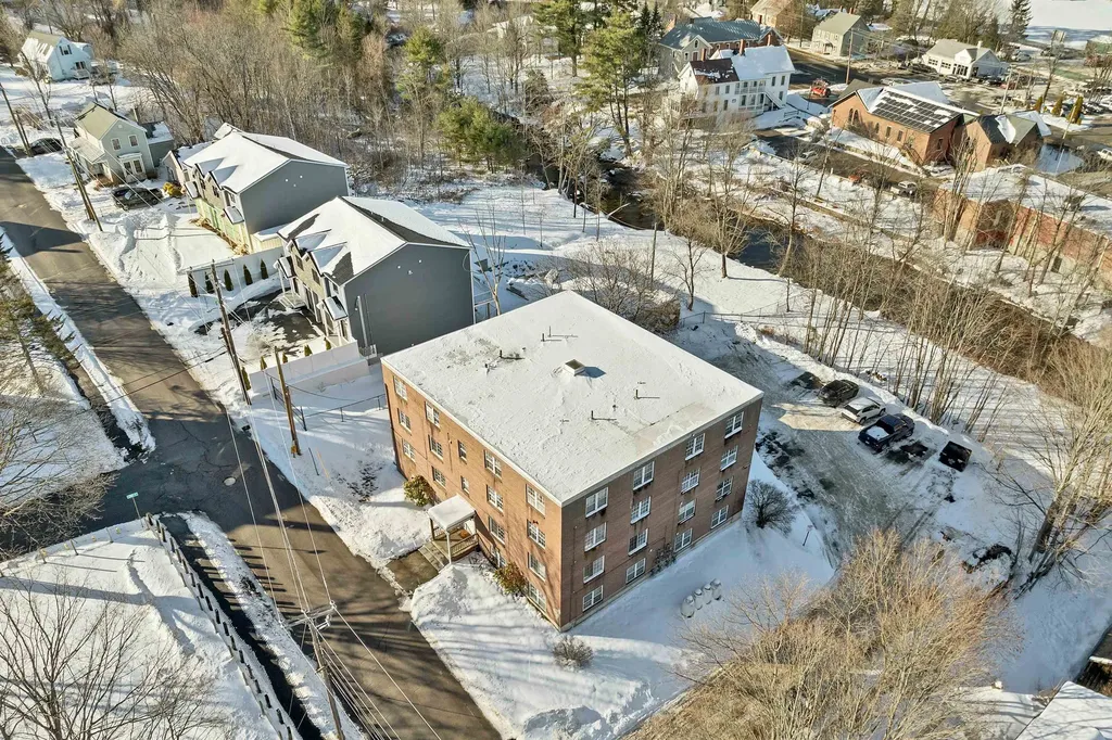 30 Beech Street Bristol NH 03222