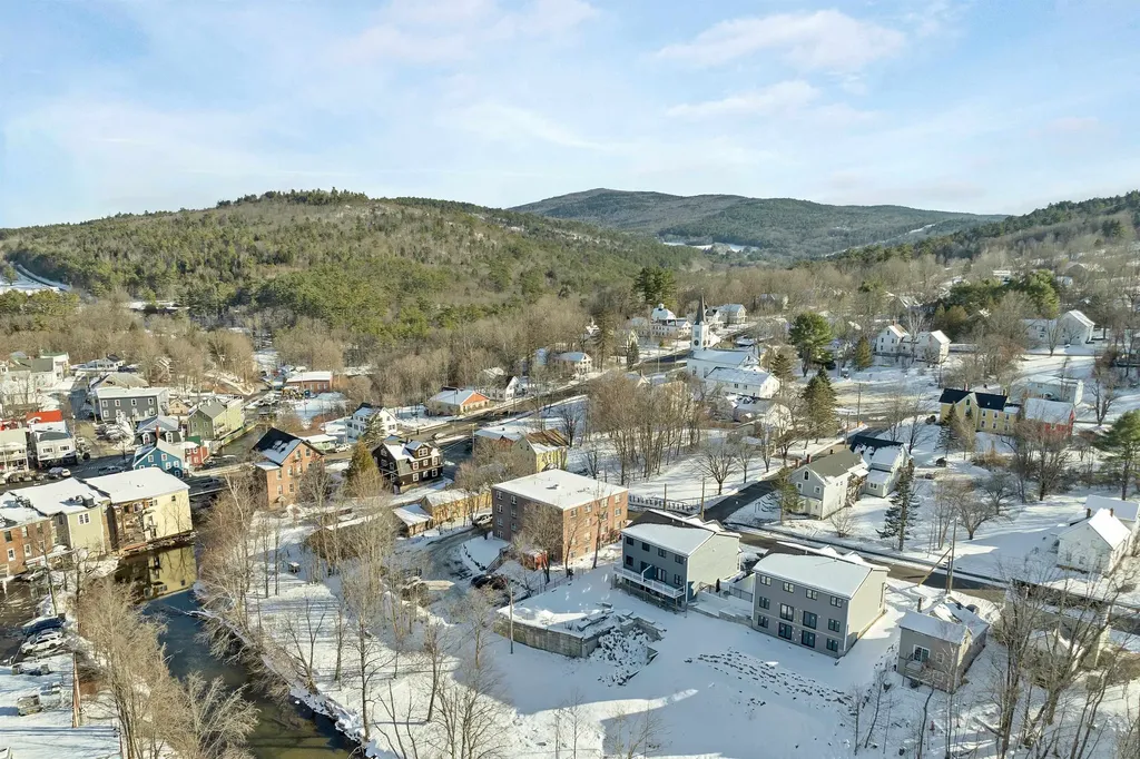 30 Beech Street Bristol NH 03222