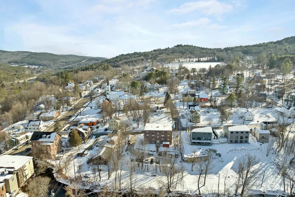 30 Beech Street Bristol NH 03222