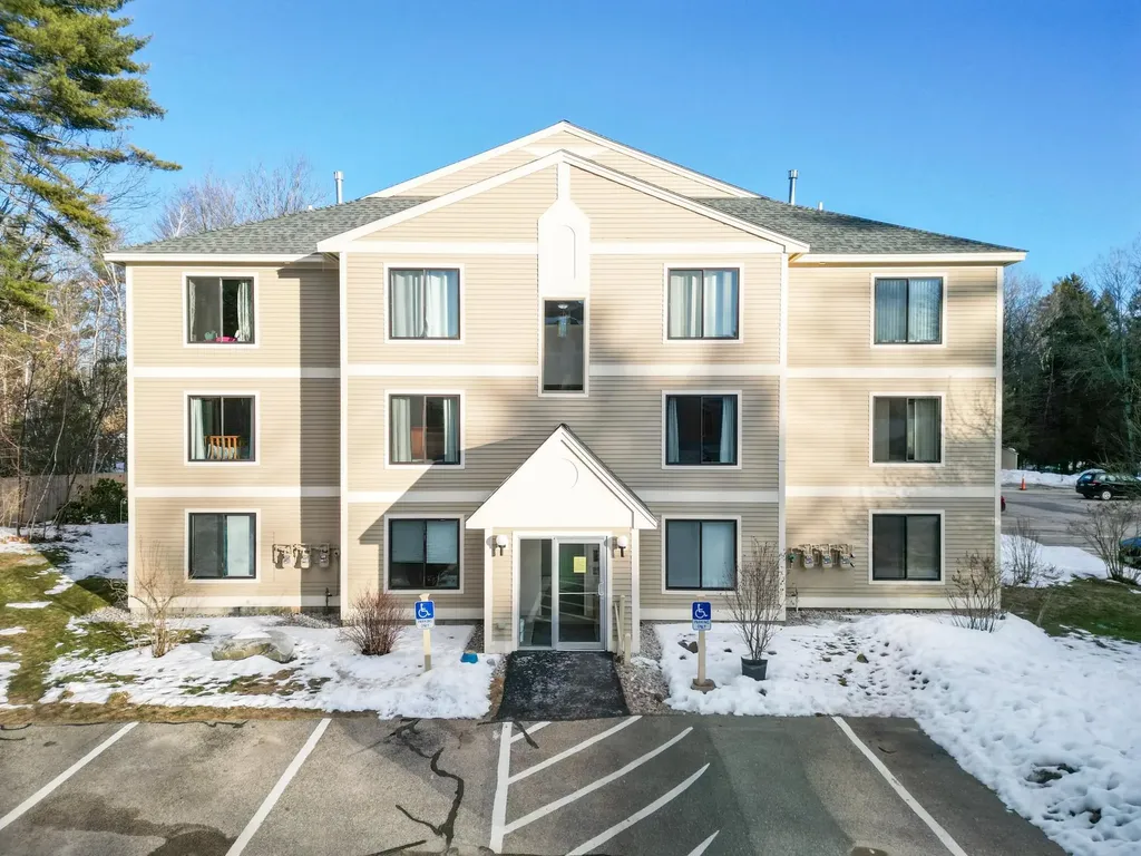 19 Saco Street Conway NH 03813