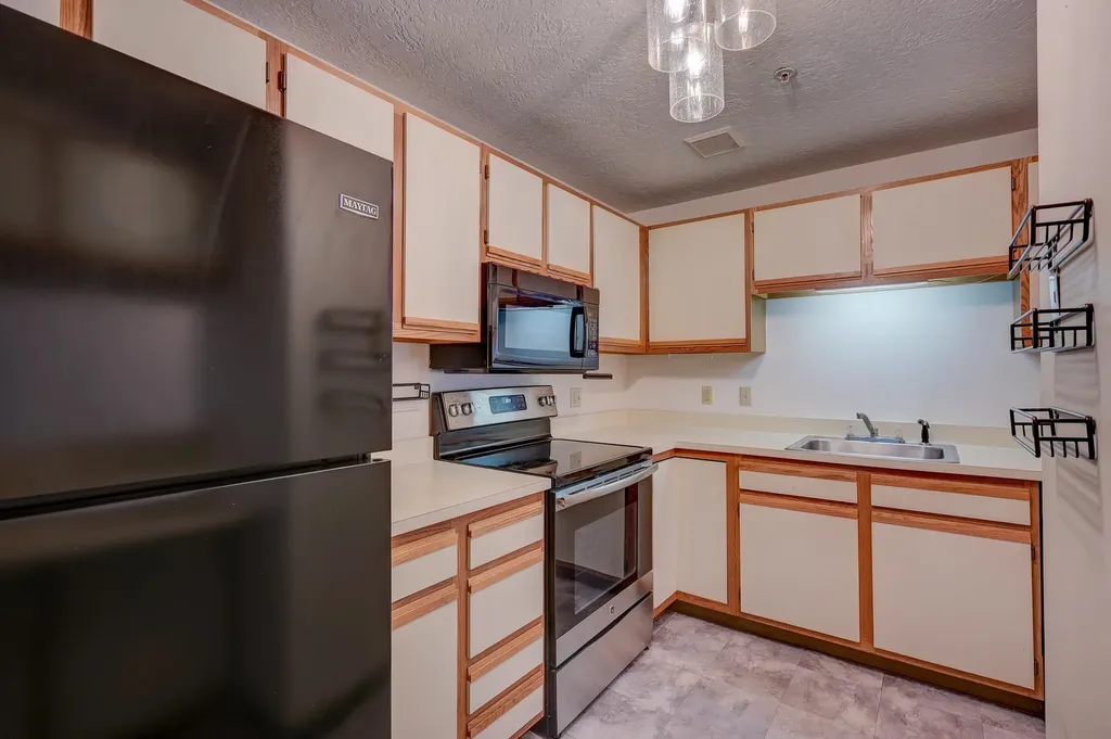 19 Saco Street Conway NH 03813