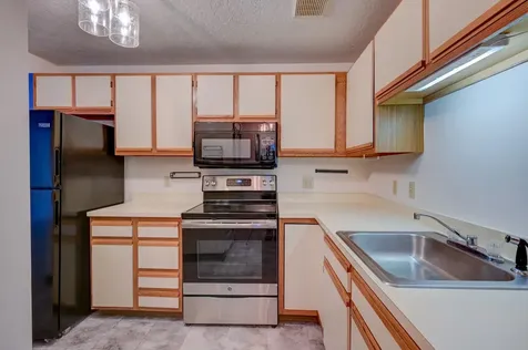 19 Saco Street Conway NH 03813