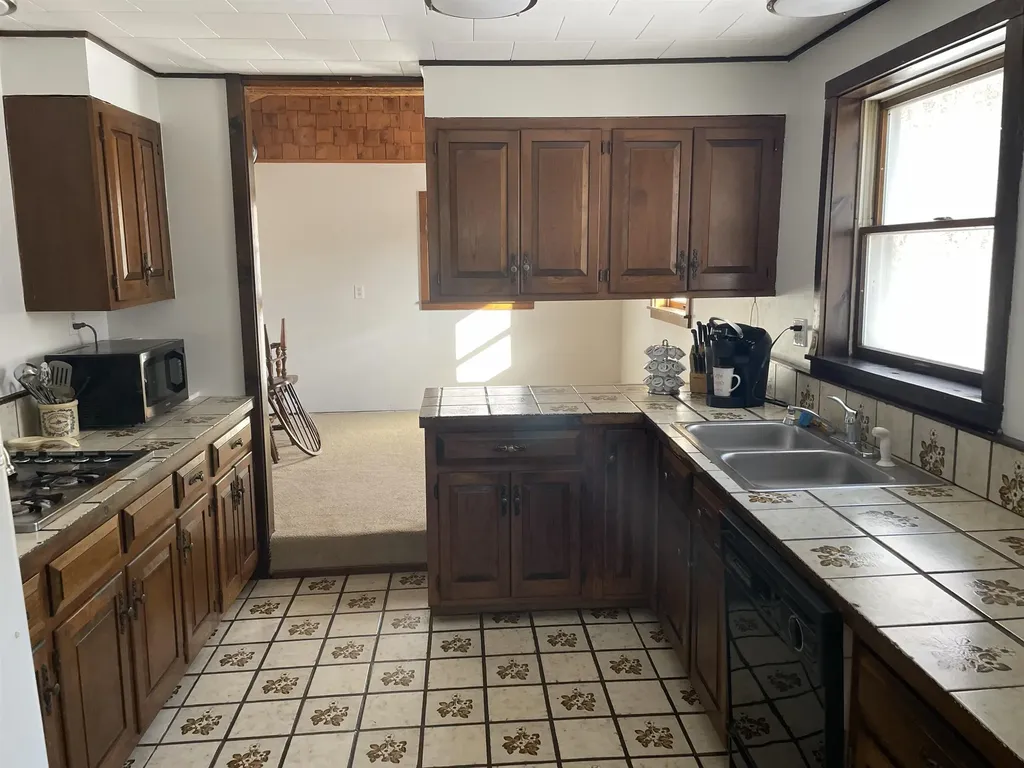 247 Warren Road Eden VT 05653