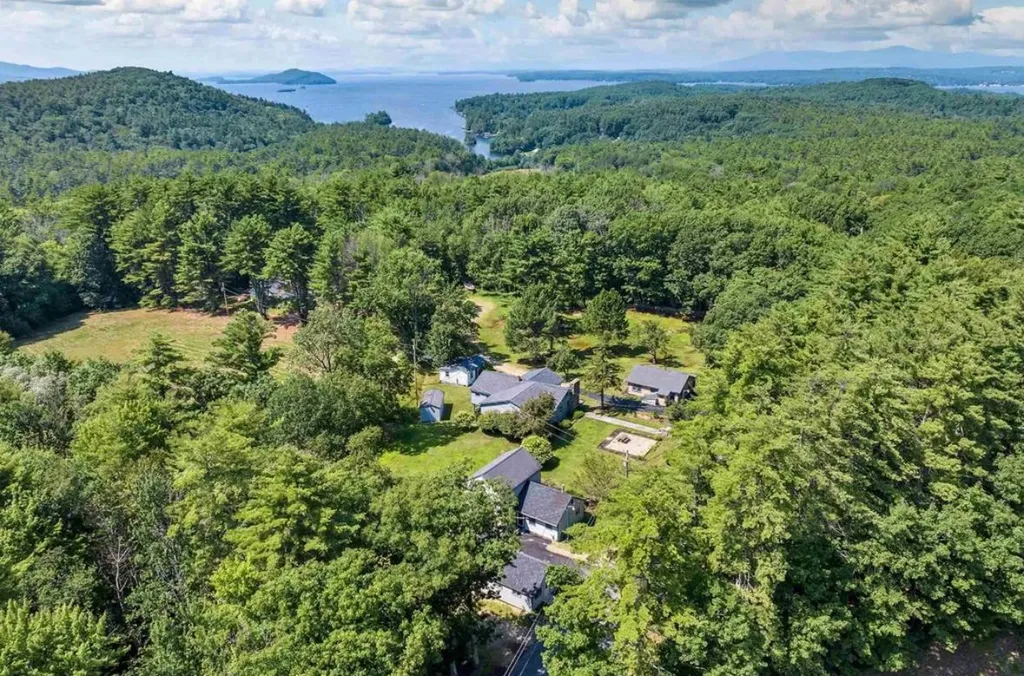 7C Roberts Cove Road Alton NH 03810