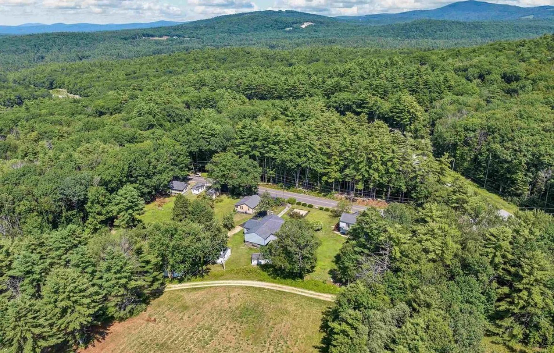 7C Roberts Cove Road Alton NH 03810