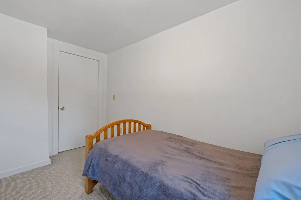 36 Lark Street Franklin NH 03235