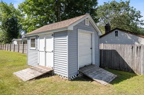 36 Lark Street Franklin NH 03235