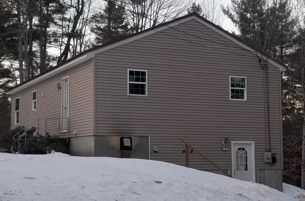 375 Pine River Road Effingham NH 03882