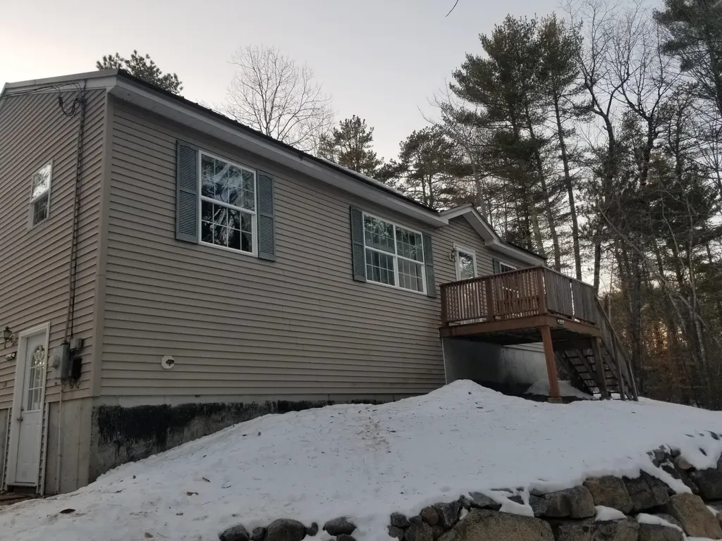 375 Pine River Road Effingham NH 03882