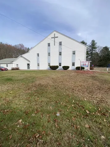 40 Mammoth Road Londonderry NH 03053