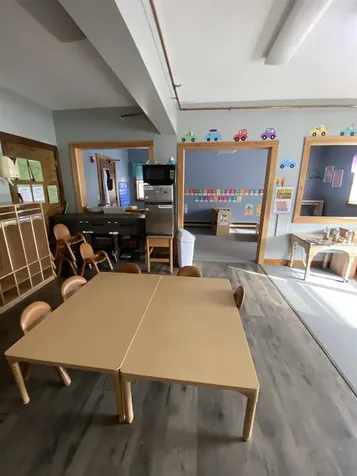 40 Mammoth Road Londonderry NH 03053