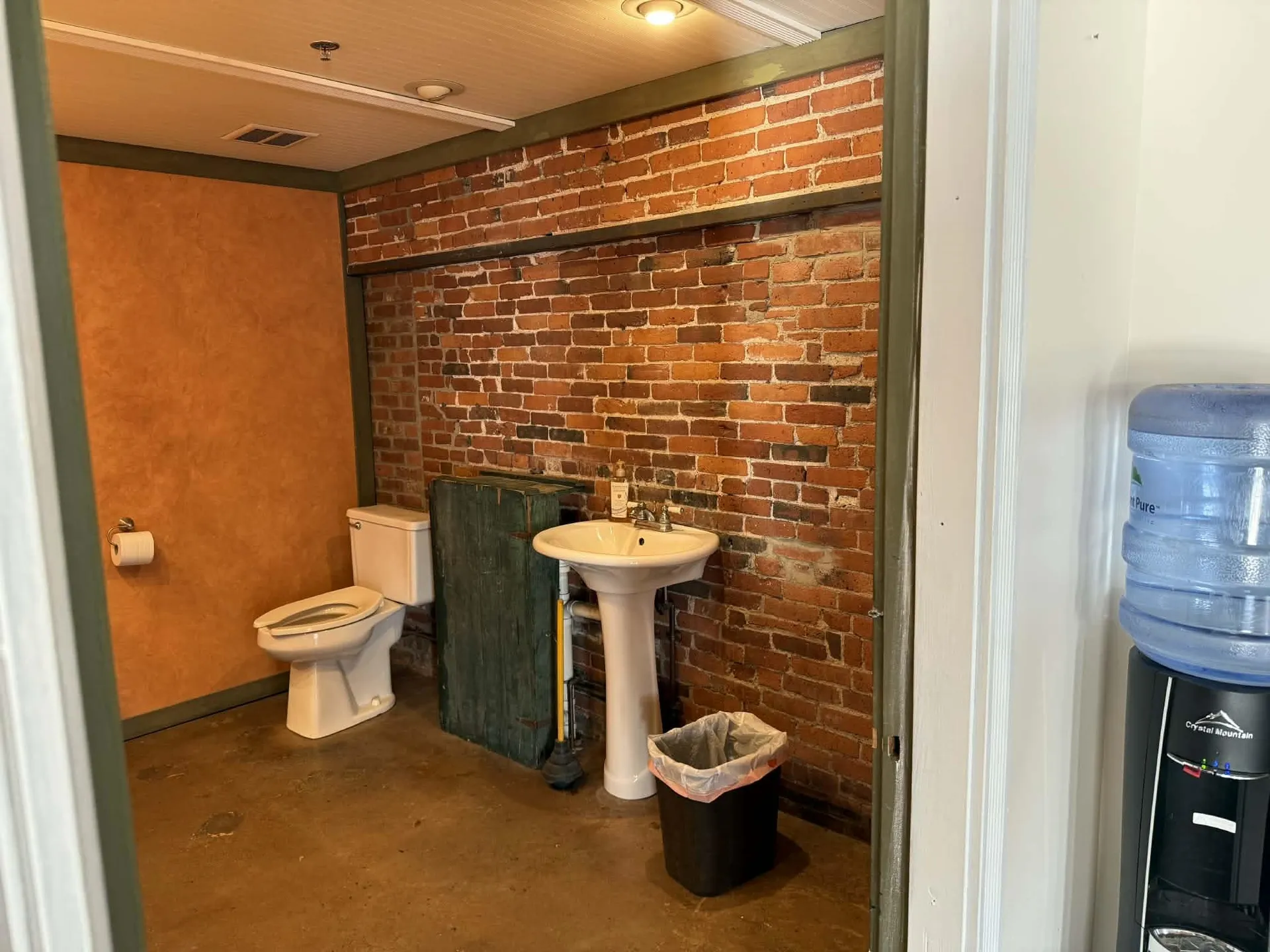 37 Wilton Road Milford NH 03055