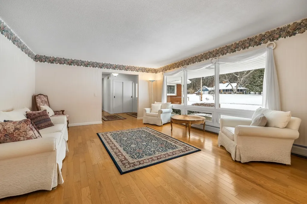 18 Skylark Road Lebanon NH 03766