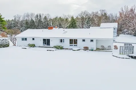 18 Skylark Road Lebanon NH 03766
