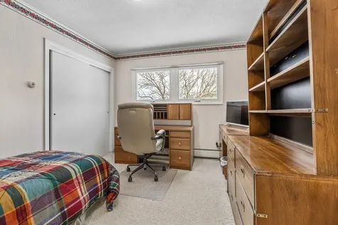 18 Skylark Road Lebanon NH 03766