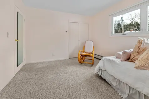 18 Skylark Road Lebanon NH 03766
