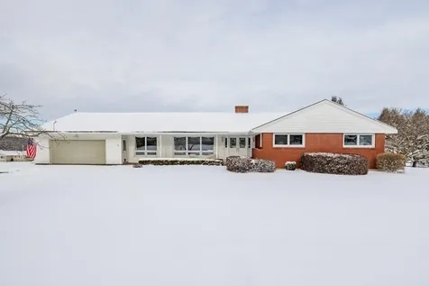 18 Skylark Road Lebanon NH 03766