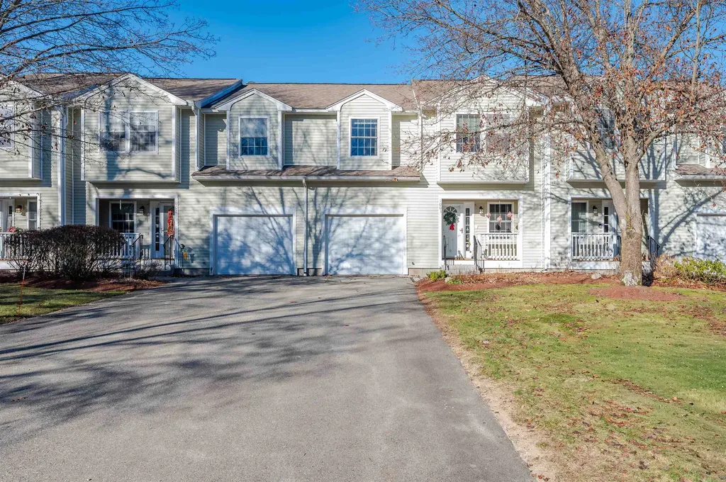 1465 Hooksett Road Hooksett NH 03106