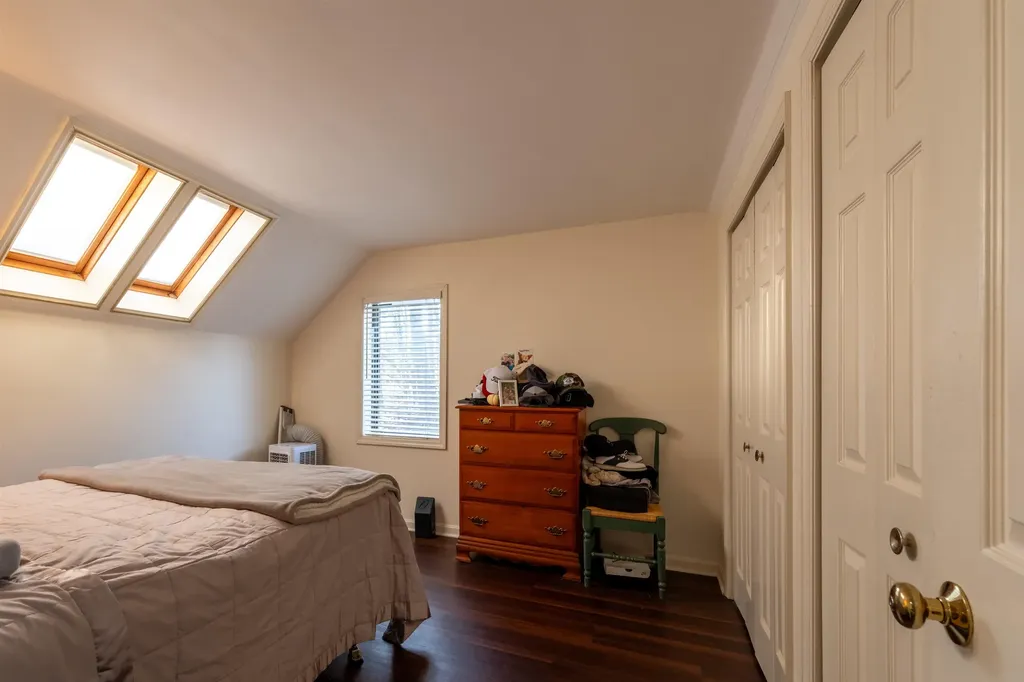 111 Lakeland Drive Hartford VT 05059