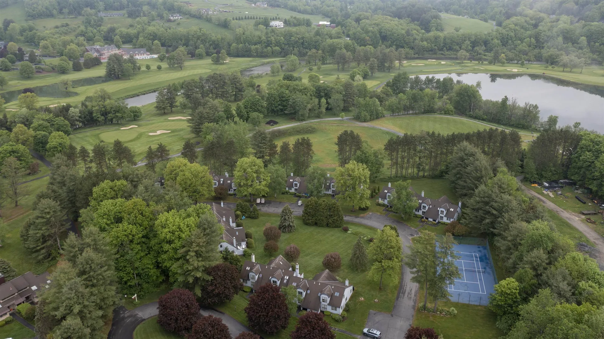 111 Lakeland Drive Hartford VT 05059