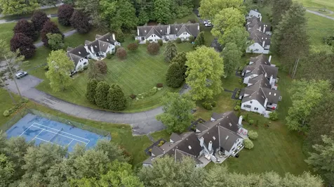 111 Lakeland Drive Hartford VT 05059