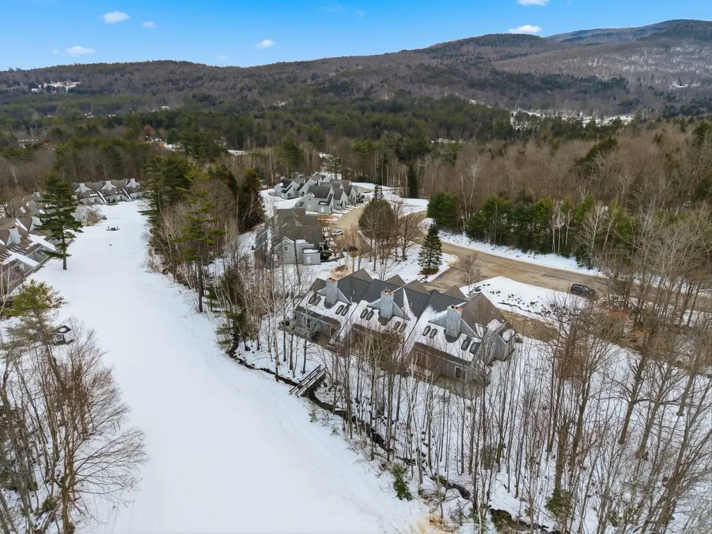 76 Davis Road Plymouth NH 03264