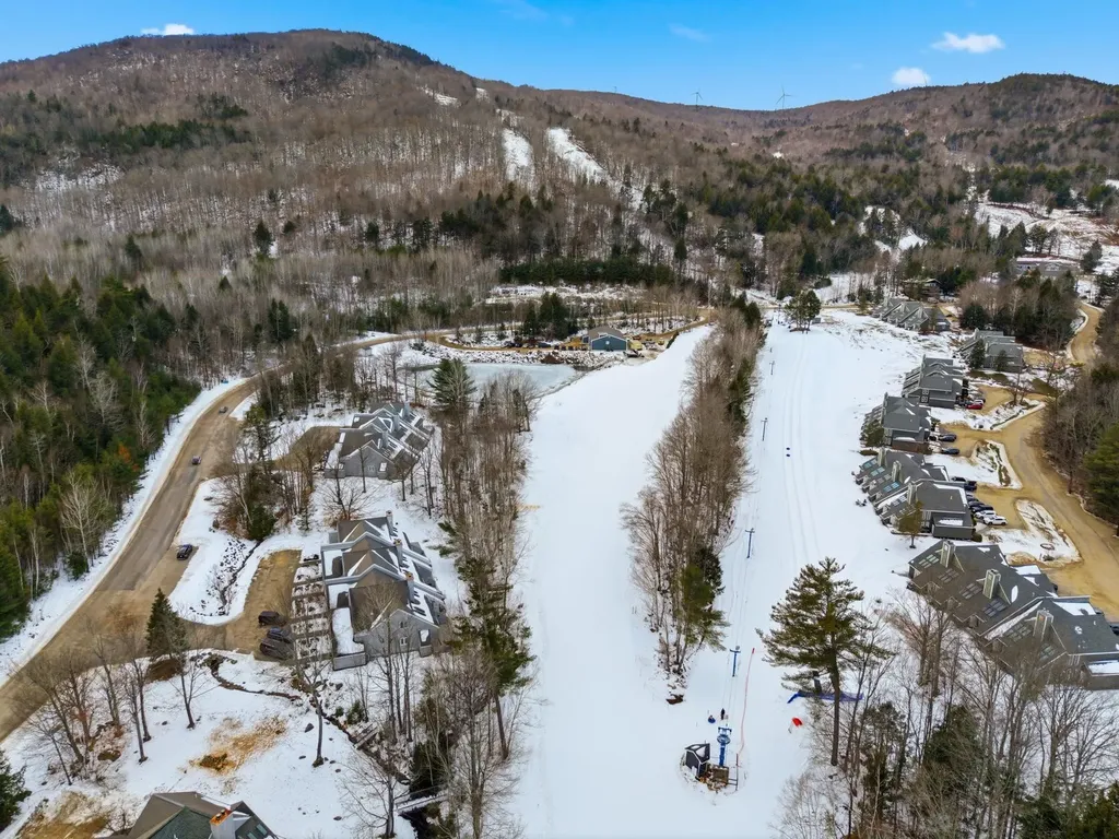 76 Davis Road Plymouth NH 03264