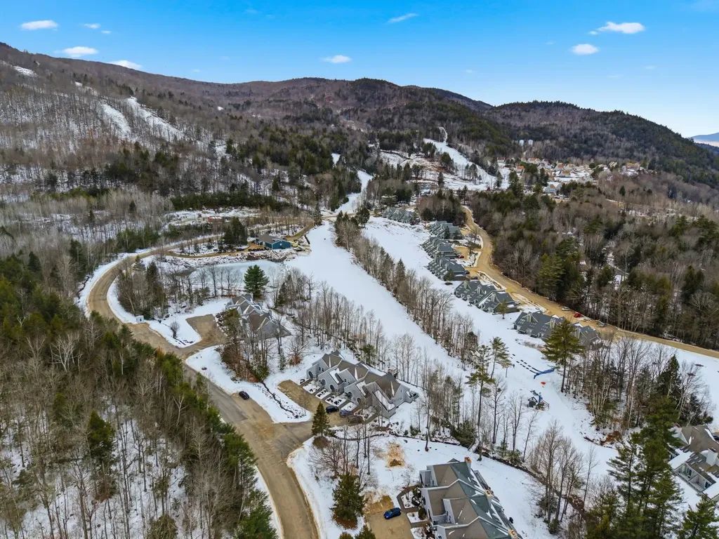 76 Davis Road Plymouth NH 03264